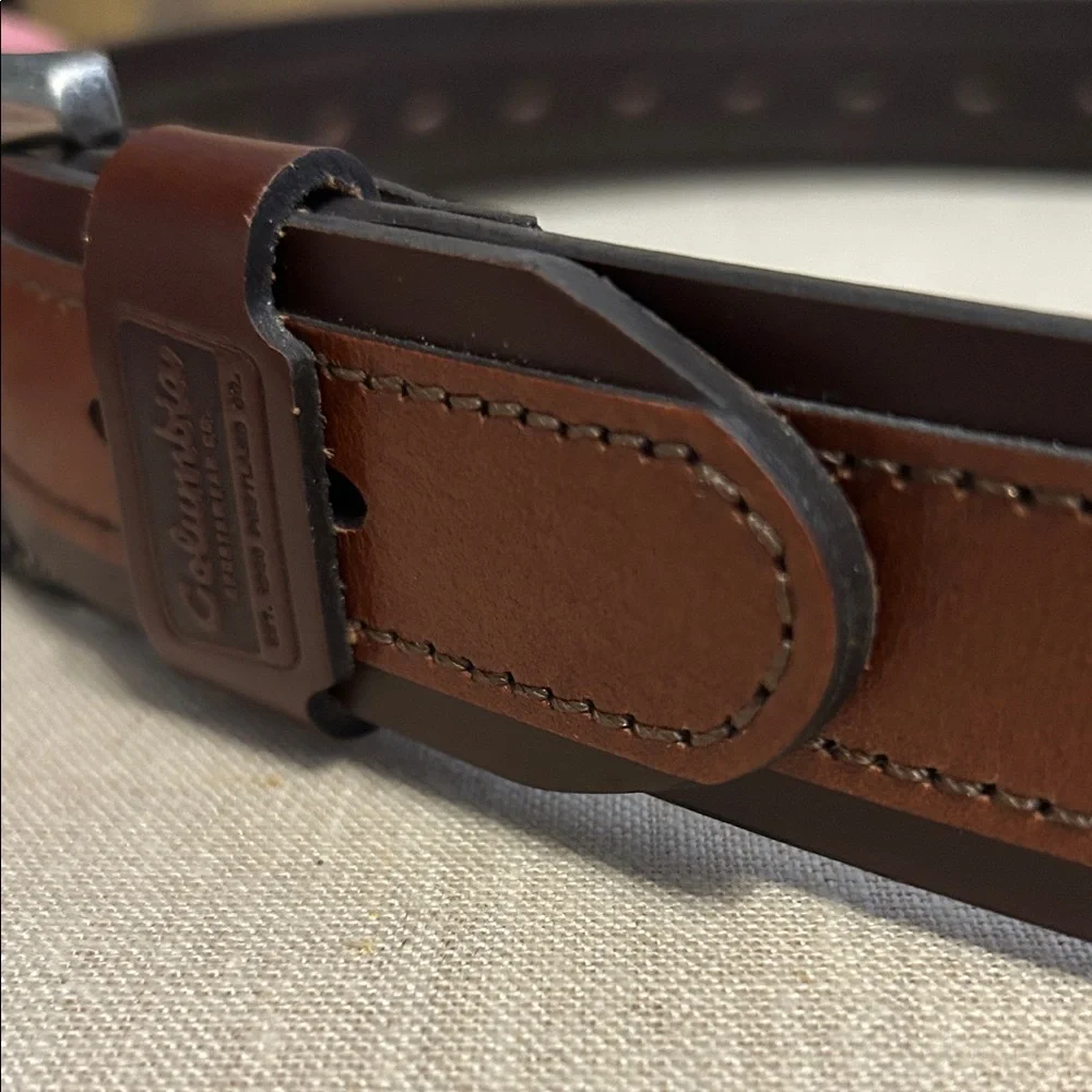 Columbia Men’s Tan Leather Belt with Silver Buckle, Size M (34-36)